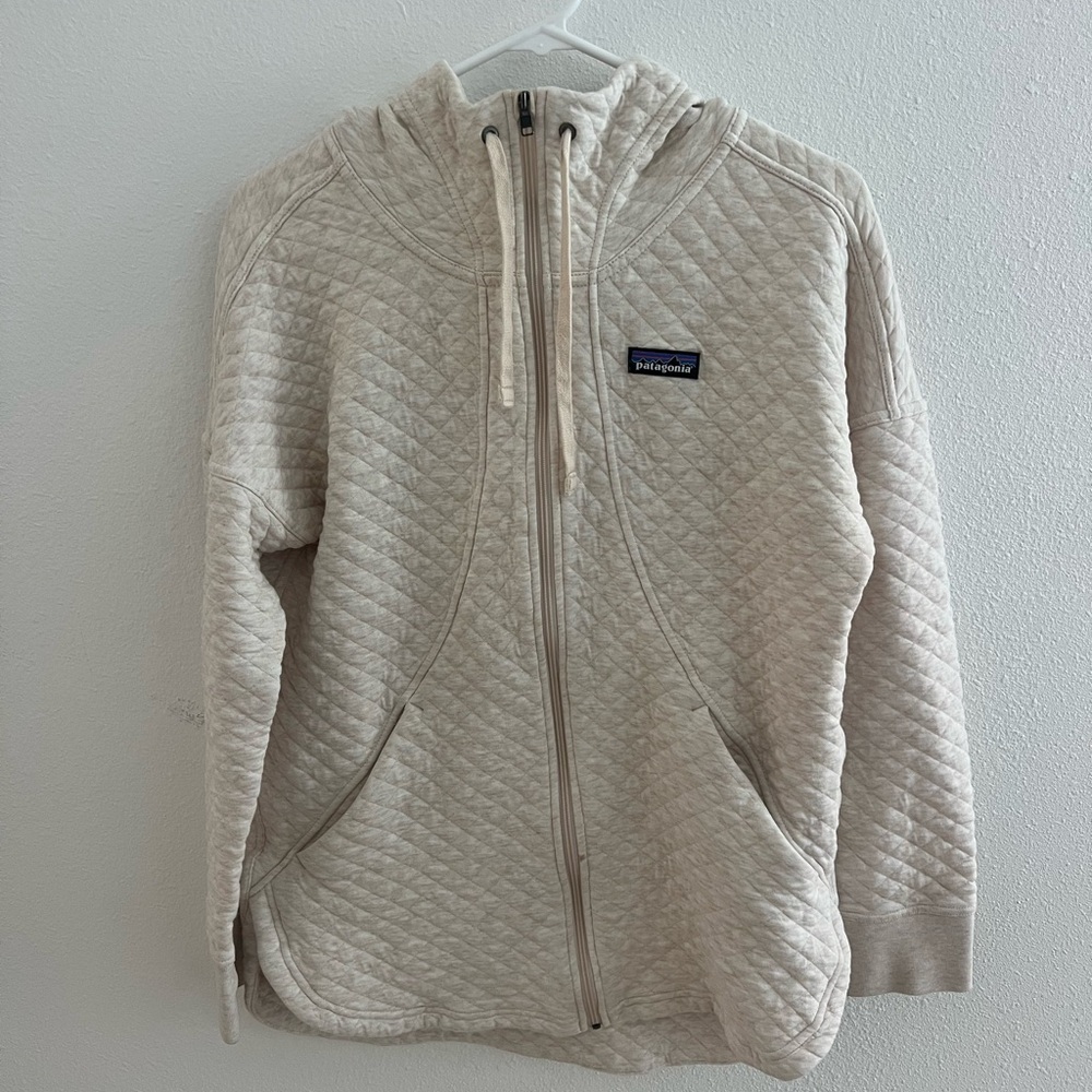 Patagonia Cream Quilted Hoodie